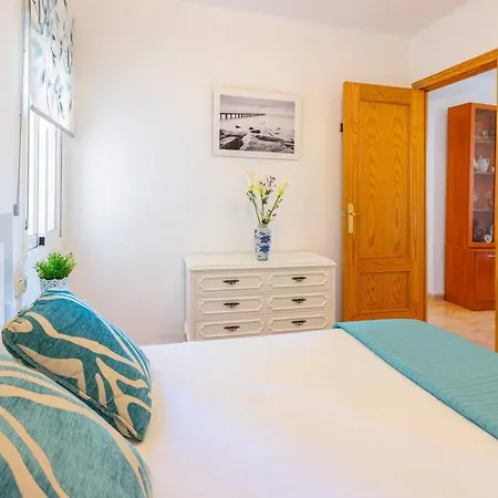 Hotel Piso En Pleno Centro De Junto Estacion De Renfe