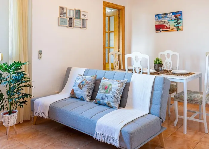 Piso En Pleno Centro De Junto Estacion De Renfe Fuengirola