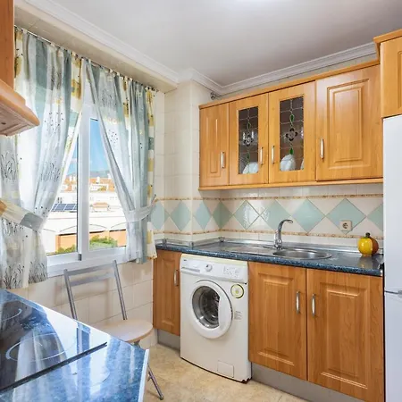 Hotel Piso En Pleno Centro De Junto Estación De Renfe Fuengirola