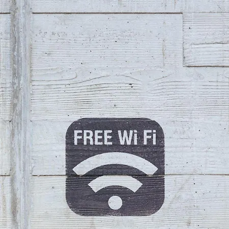 Piso En Pleno Centro De Junto Estacion De Renfe Hotel